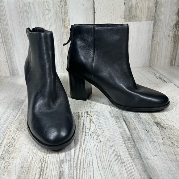 New Splendid Magnolia Leather Wood Grain Heel Ankle Boot in Black #1268 - Picture 5 of 14